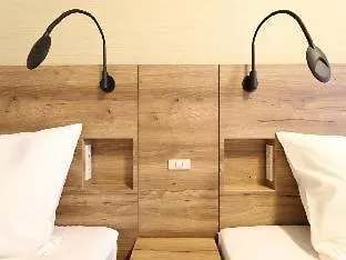 ****  Smile Hotel Premium Osaka Higashishinsaibashi Japan